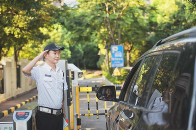 萬(wàn)般美好，悉心守護(hù)——好評(píng)率98%物業(yè)服務(wù)背后